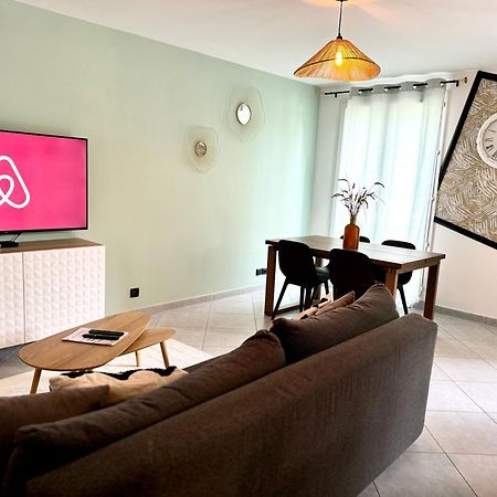 Appart' Calme - 48M² - Proche Versailles - Paris Elancourt Exterior photo